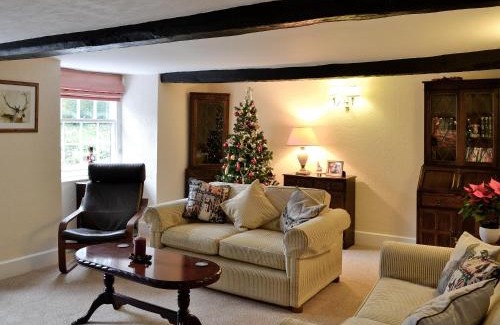 Winsford House | Karslake House