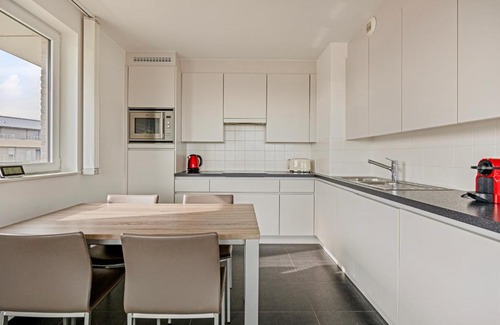 Koksijde Apartment | Karthuizer Penthouse