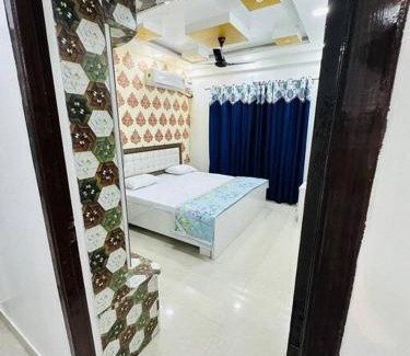 Sarnath Apartment | Kartik