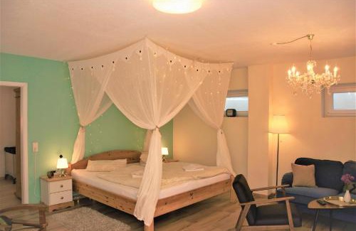 Bad Windsheim House | Karuna Haus