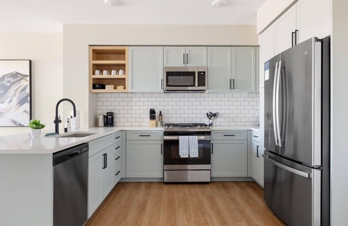 Santa Clara Apartment | Kasa | Bright & Airy Room by San Jose Airport | Santa Clara