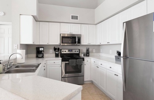 Wellington Apartment | Kasa | Cozy 2BD + Pet Friendly | Wellington