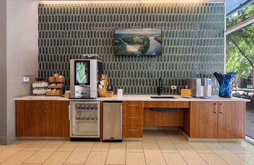 Waller Creek District Apartment | Kasa | Welcoming Suite + Kitchenette | Austin
