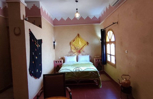 Zagora Hotel | Kasbah of Peace - Traditional Stay in a Historic Moroccan Oasis".