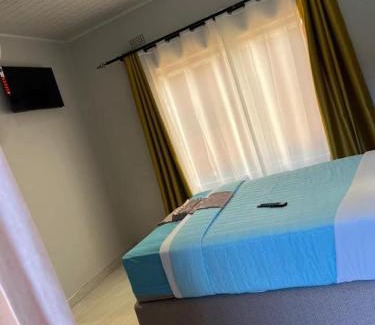 Kazungula Hotel | Kasbek Lodge & Tours