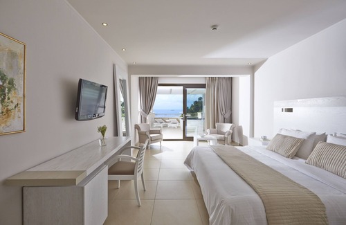 Vassilias Resort | Kassandra Bay Resort, Suites & Spa