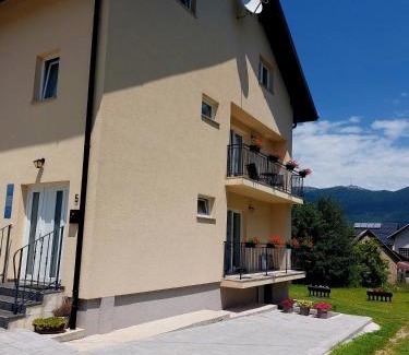 Korenica Apartment | Katarica