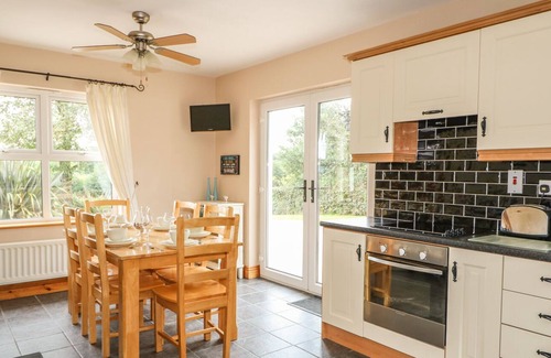 Rathmullan Cottage | KATE'S COTTAGE, pet friendly in Rathmullan, County Donegal
