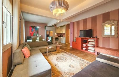 Pavlos Melas Apartment | Katrin's House with private parking