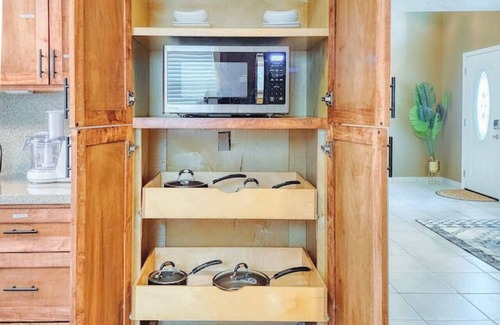 Katy House | Katy Oasis w/Game Room
