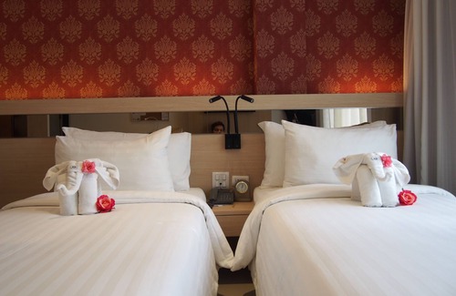 Mak Khaeng Hotel | Kavin Buri Green Hotel