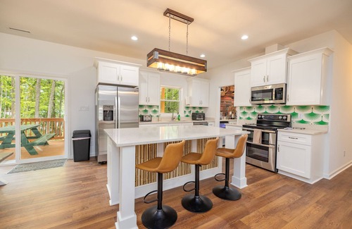 Wise House | *Kayaks/SUPs * Coffee Bar * Fire Pit*