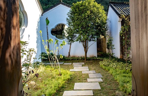 Ten Mile Gallery Villa | Kayumanis Yangshuo Private Villa & Spa