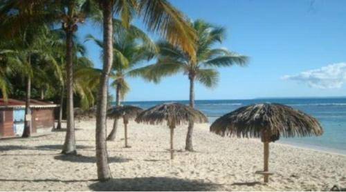 Anse des Rochers House | Kaz'bouchons