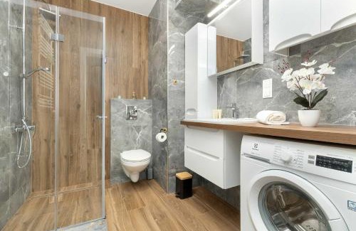 Gdansk Apartment | Kazimierza Wielkiego Cozy Apartment Parking by Rent like home
