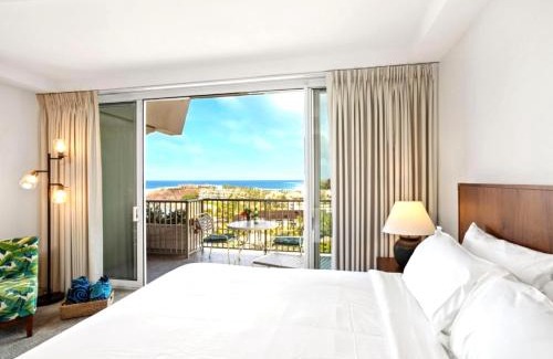 Kaanapali Apartment | KBM Resorts FREE CAR The Whaler Ocean view Studio with Stunning Sunset WH1-1218