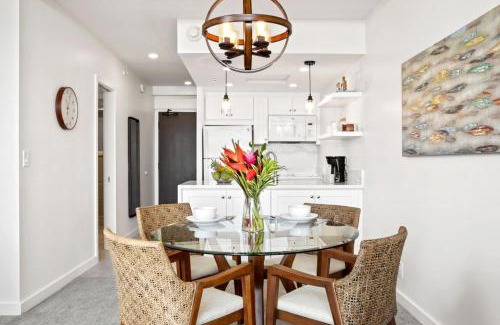 Kaanapali Apartment | KBM Resorts FREE CAR The Whaler Ocean view Studio with Stunning Sunset WH1-1218