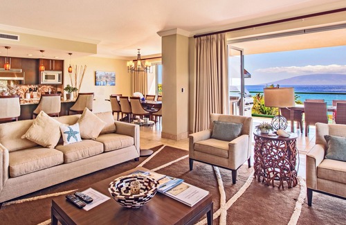 Honokowai Condo | KBM Resorts | Spacious Ocean View 6-Bedroom Honua Kai Collection | Multi Unit Listing | Same Floor | 2 Free Rental Cars! HKK-450/51
