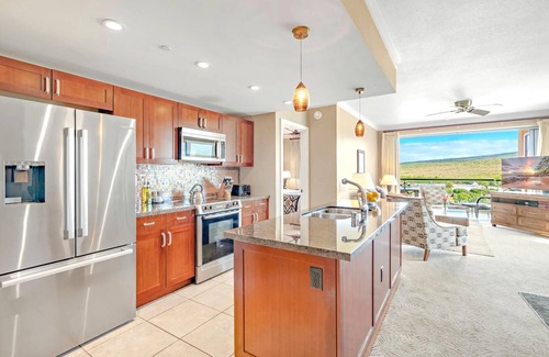 Honokowai Condo | KBM Resorts | Spacious 3-Bedroom Honua Kai Collection | Multi Unit Listing | Same Floor | Ocean Views + 2 Free Rental Cars! HKK-816/20