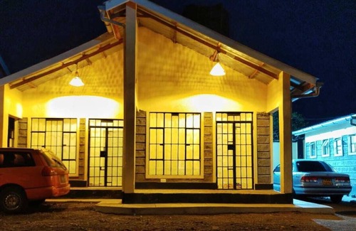 Nyeri Hotel | KEDOVO COTTAGES