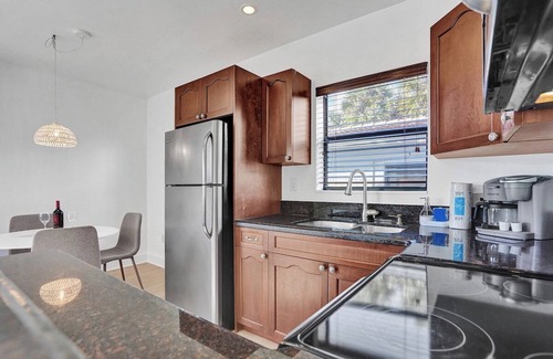 North Beach Apartment | Keep it simple at this peaceful and centrally-located place
