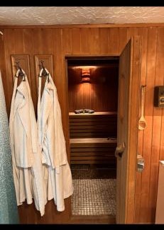 Recklinghausen Apartment | Kellerwohnung inklusive Sauna