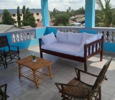Kilifi Bed & Breakfast | Kelly Homes