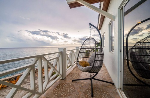 Lances Bay Villa | Kelso Sunset Villas - Single Villa (Sunrise)