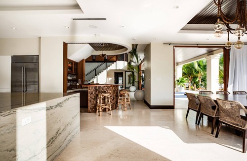 Bodden Town Villa | KEMPA KAI | Private Beachfront Luxury in Idyllic Cayman Kai, only steps from Starfish Point