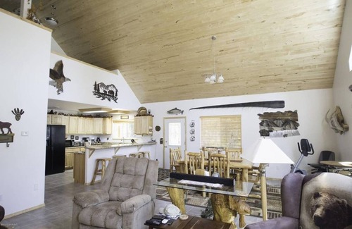 Soldotna House | Kenai River Cabin - Private fishing dock