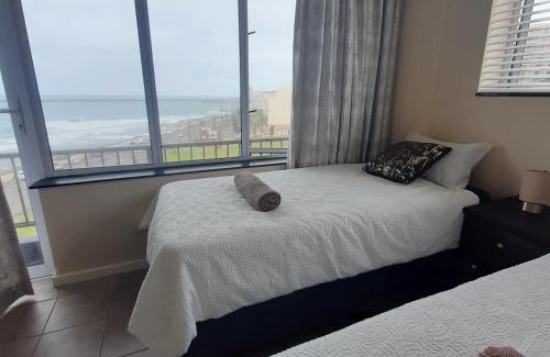 Quigney Beach Apartment | Kennaway Court