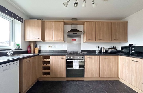 Peterborough House | Kennedy 6 Bedroom 6 Bathrooms House in Hampton