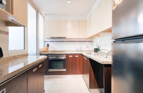 Apoquindo Apartment | Kennedy Art Summary:
