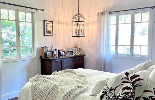 Ravensbourne House | Kenti's Cottage - Three Bedroom