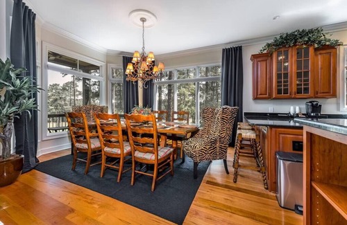 Lemon Springs Villa | Kenwood Villa - Spectacular Golf Views - Sleeps 22