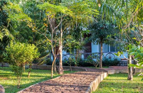 Krong Kaeb House | Kep Bungalows