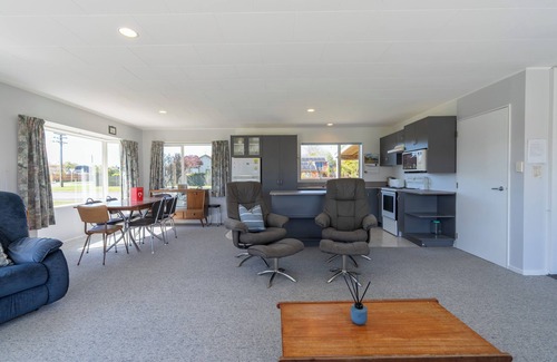 Te Anau Cottage | Kepler Retreat - Te Anau Holiday Home