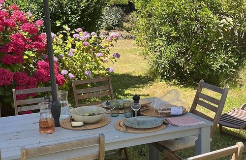 Tregastel House | Ker Glen calm and cosy atmosphere by the sea