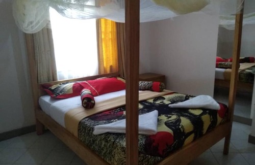Entebbe Hotel | KERESI BUDGET BLOCK at PENIEL