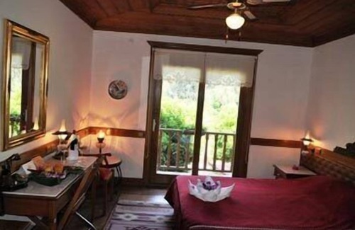 Akyaka Hotel | Kerme Ottoman Palace - Boutique Class