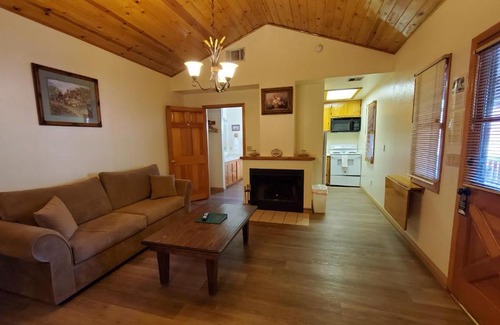Kernville Hotel | Kernville Inn
