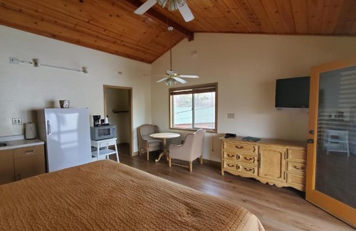 Kernville Hotel | Kernville Inn
