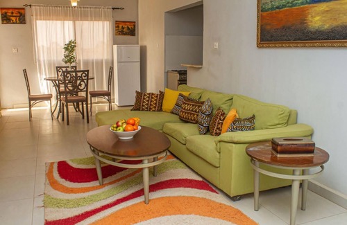Serrekunda Apartment | Kerr Ayo's Two Bedroom Apartment, 5 Minutes from Senegambia Beaches.