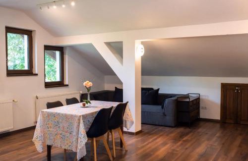 Center House | Kesletz House