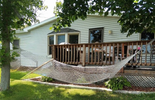 Campbellsport House | Kettle Moraine Lake House, Private Family Friendly Lakehouse Retreat Sleeps 8