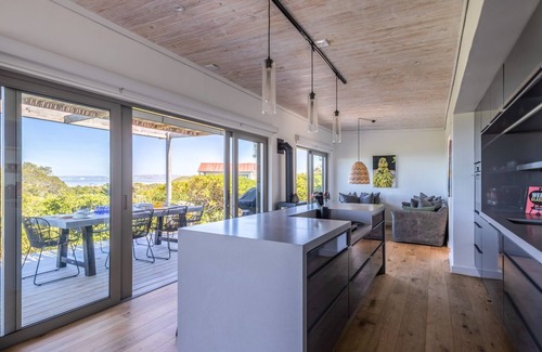 Keurboomstrand Villa | Keurbaai Cottage - Two Bedroom Villa, Sleeps 4