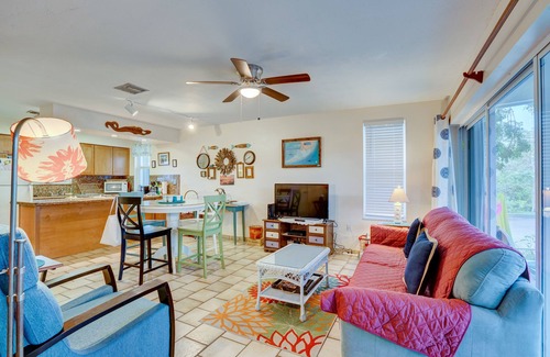 Key Largo House | Key Largo Treasure – End-Unit w/Pools, Lagoon, Marina & Ocean Views!