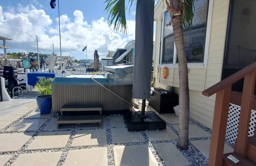 Cross Key Waterways House | Key Largo Waterfront paradise