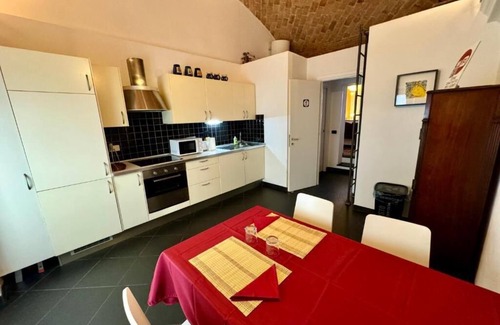 Castelletto Apartment | Keys House two-room apartment in the historic center, portoantico, aquarium of Genoa