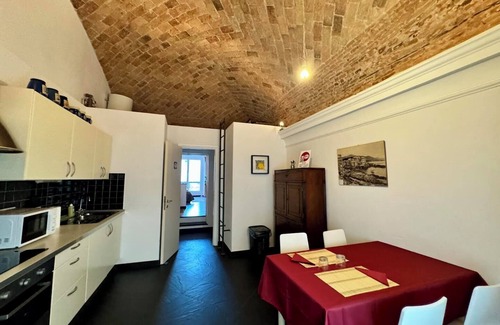 Castelletto Apartment | Keys House two-room apartment in the historic center, portoantico, aquarium of Genoa